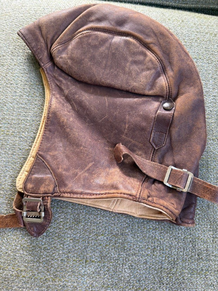 WW 2 B2 PILOT LEATHER HELMET CANADIAN