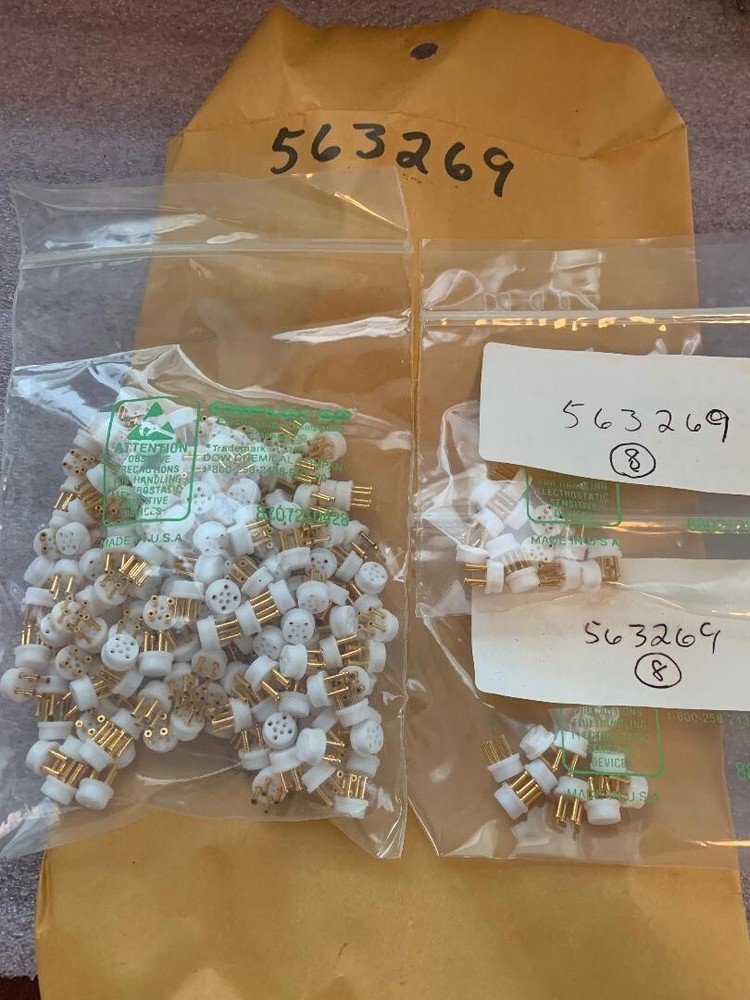 SOCKET (4 PIN GOLD) - PN# 563269