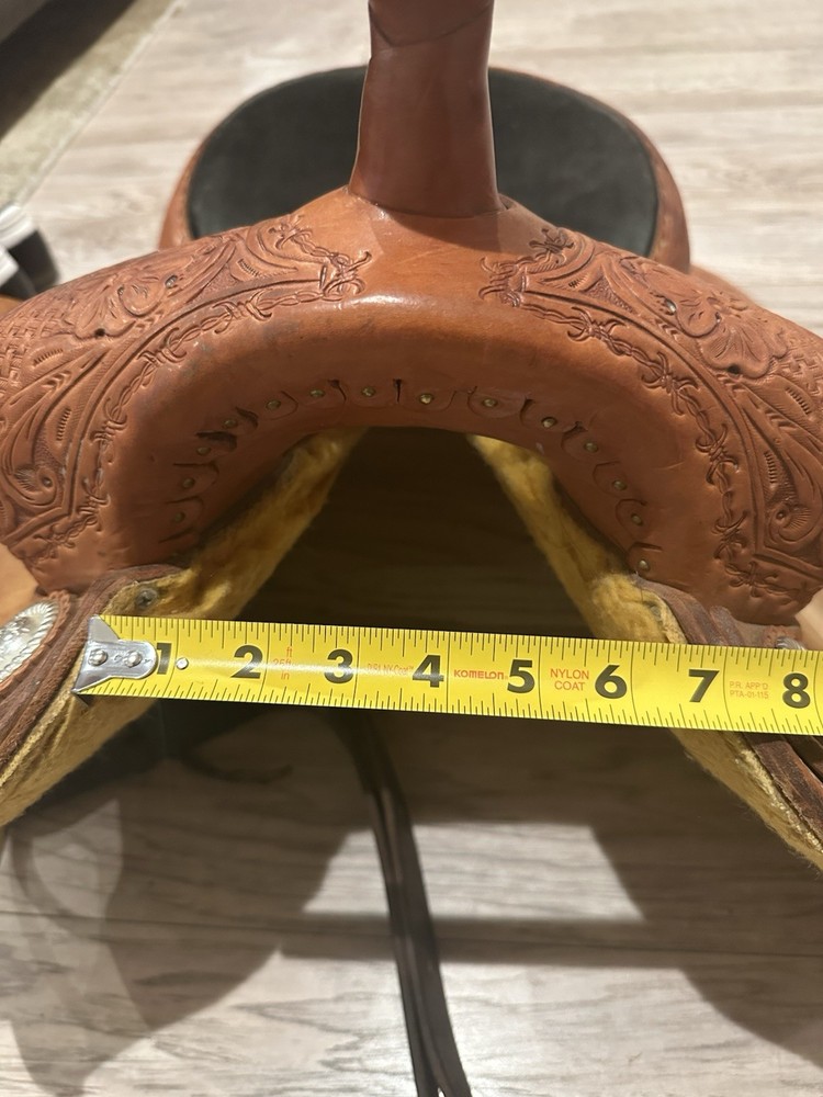 Diamond K Western Saddle
