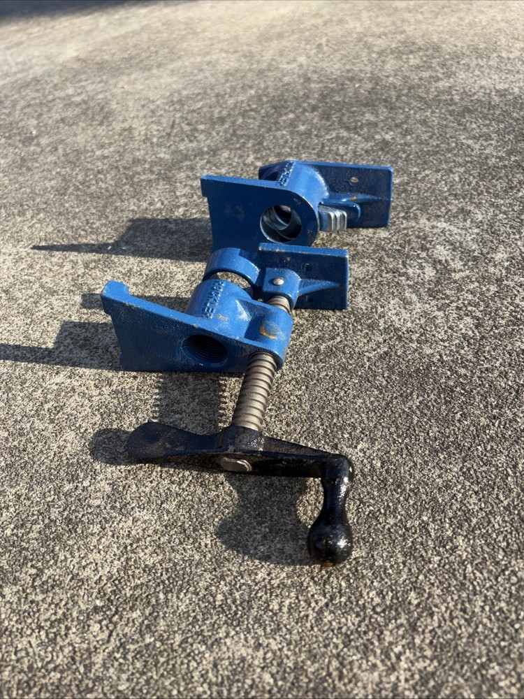 Rocker Pipe Clamp