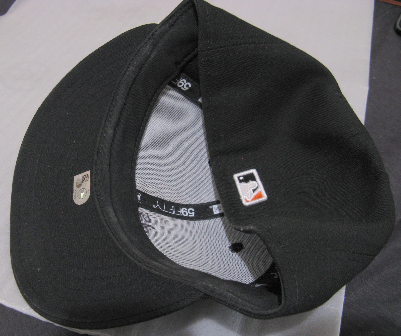 Matt Chapman game used 2025 San Francisco Giants black baseball cap 9/28 MLB