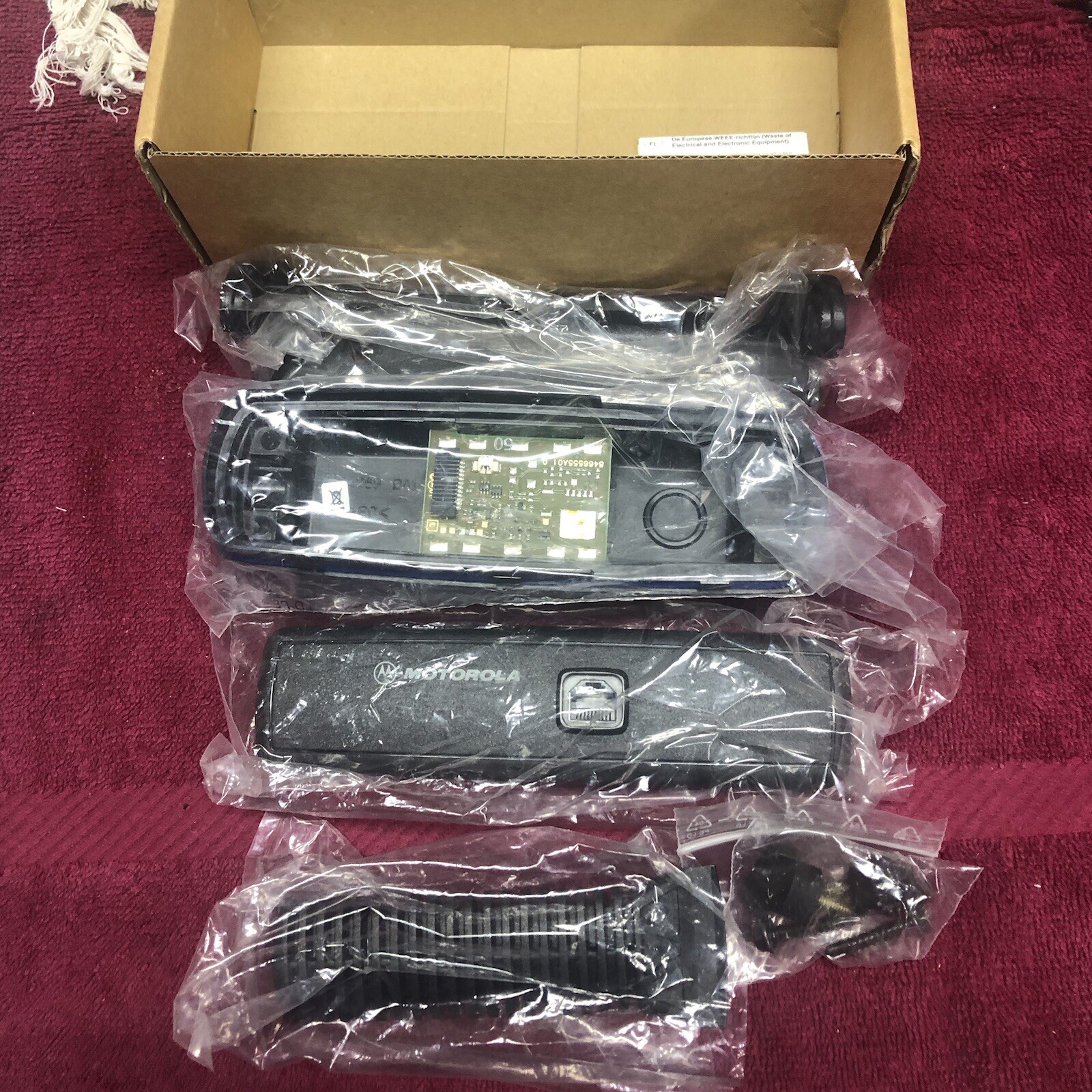 New Motorola RLN4802AA Remote Mount Kit CDM1250 CDM1550 With New 5 Meter Cable