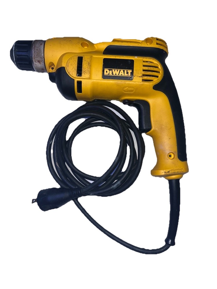 DEWALT DWD110 3/8 Corded Drill Variable Speed Reversible w/ Case Tested