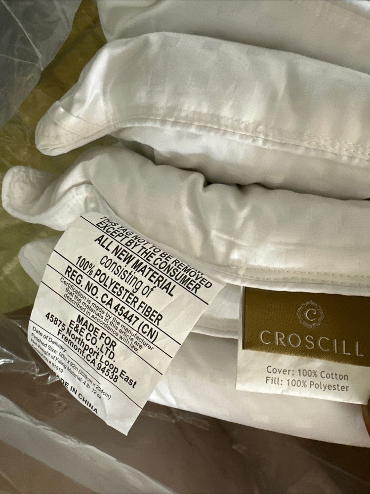 Croscill Down Alternative Comforter CC10-0017 Full/Queen 😃😃