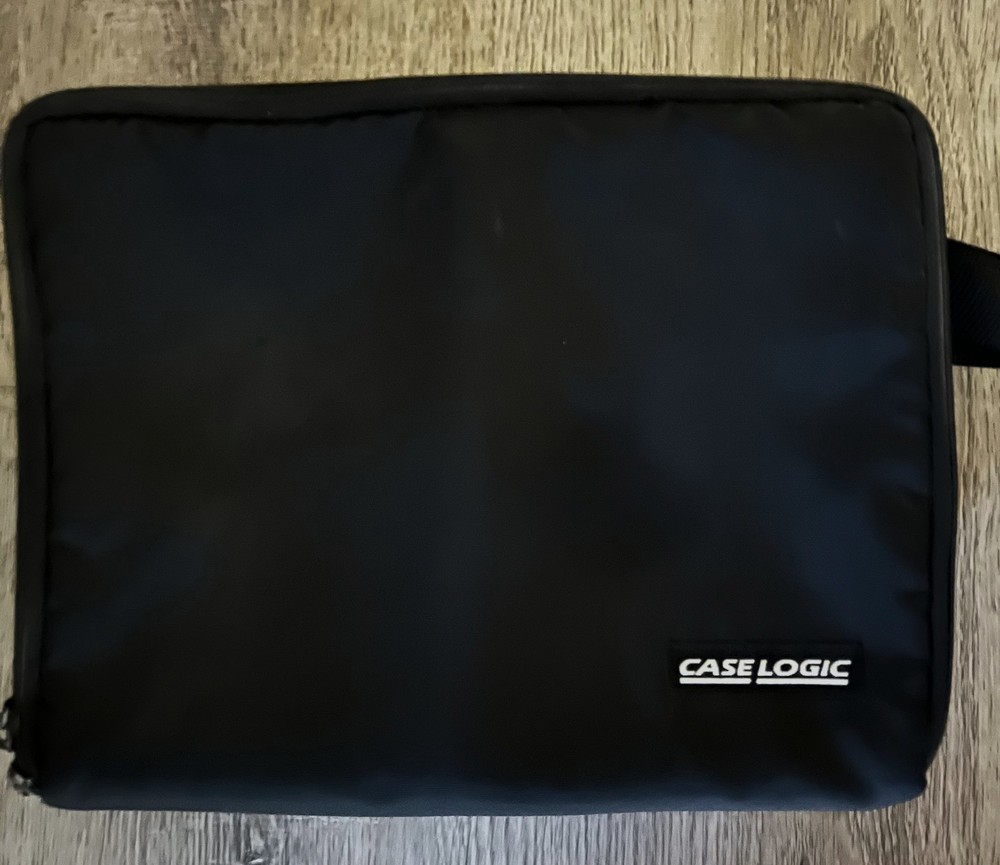 Vintage Case Logic 30 CD Case