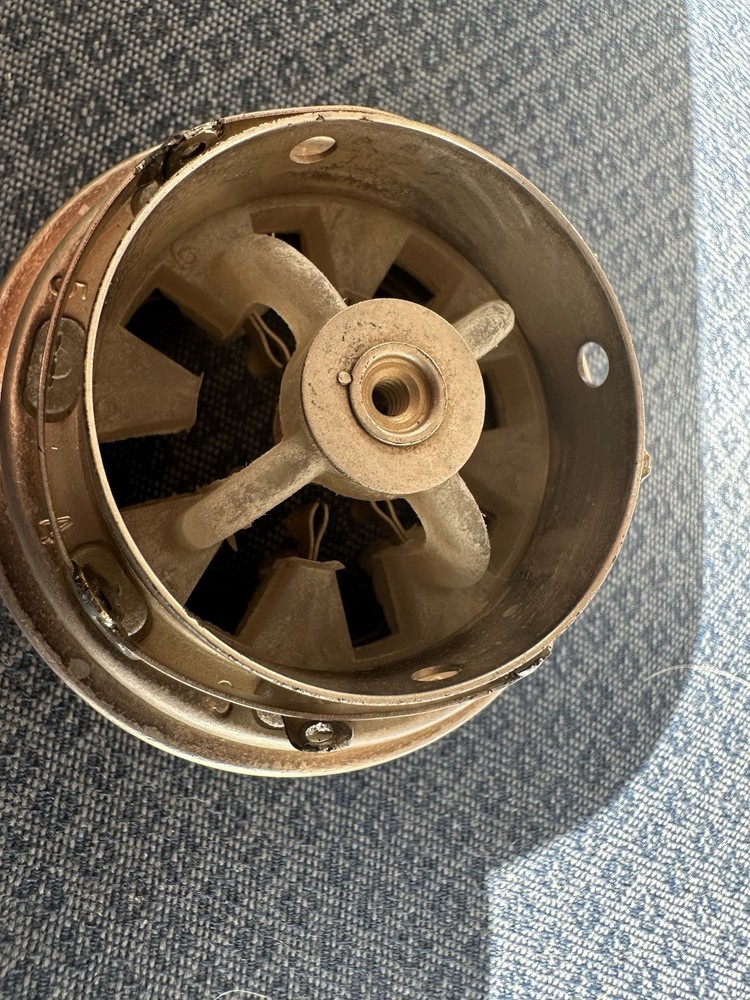 NOS 4CX250 Socket And Chimney