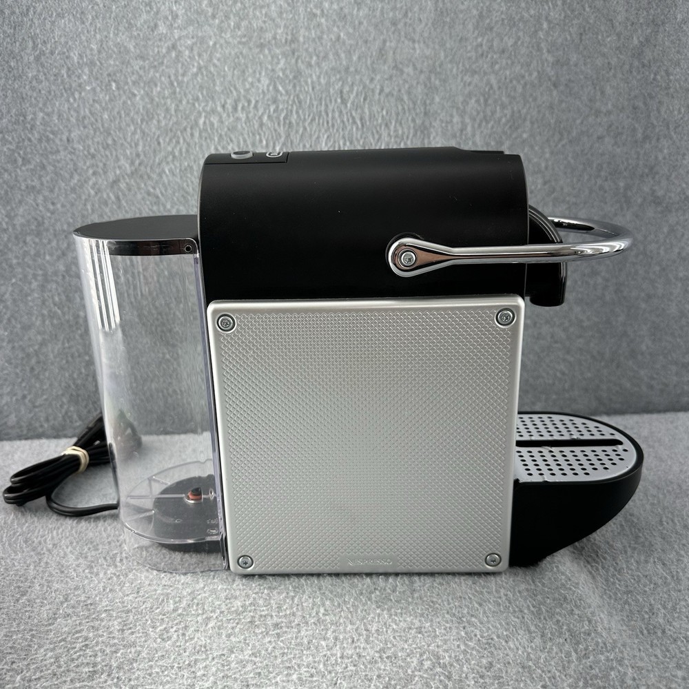 Nespresso Pixie EN124S Coffee & Espresso Machine DeLonghi Black/Silver Complete