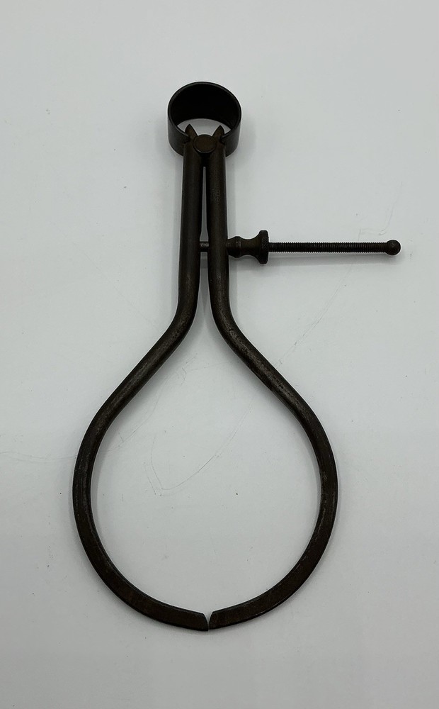 Vtg Tools Starrett 7” Spring Type Outside Caliper Round Leg & Solid Nut USA