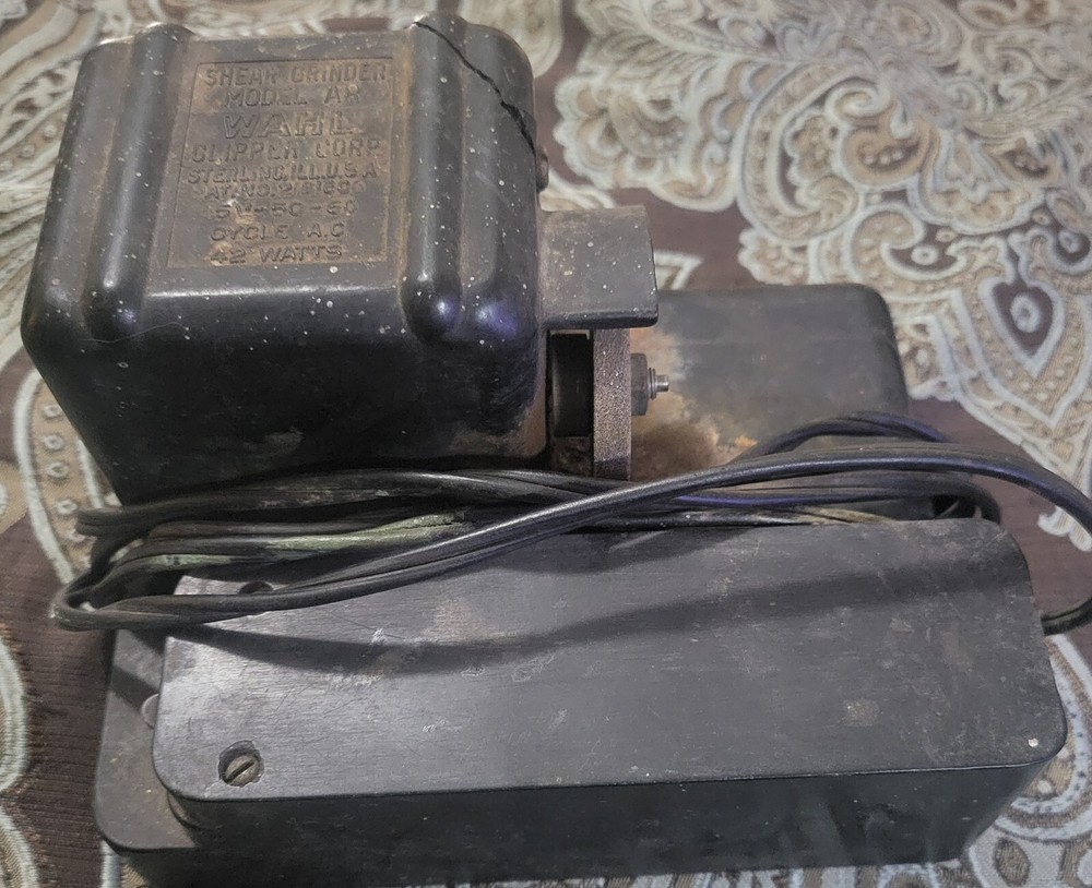 Wahl Clipper Corp. Shear Grinder Model AR (Working)  Barber Tool