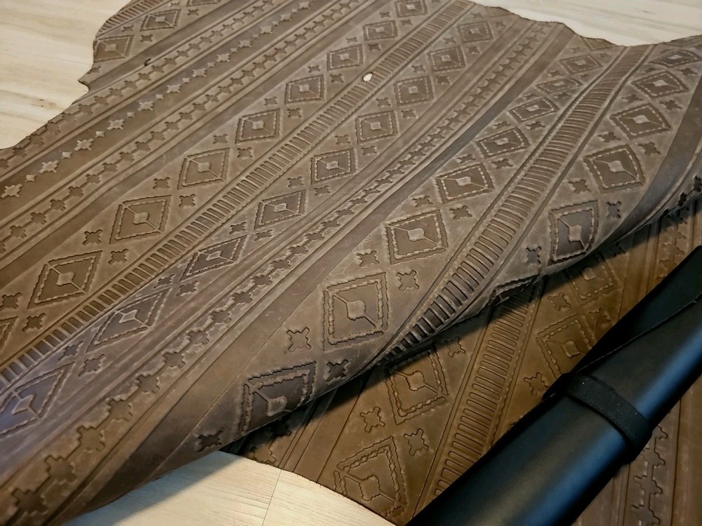 3oz BROWN WESTERN EMBOSSED PATTERN LEATHER HIDE PANEL,SHEET,SQUARE,12x12x24 10+s