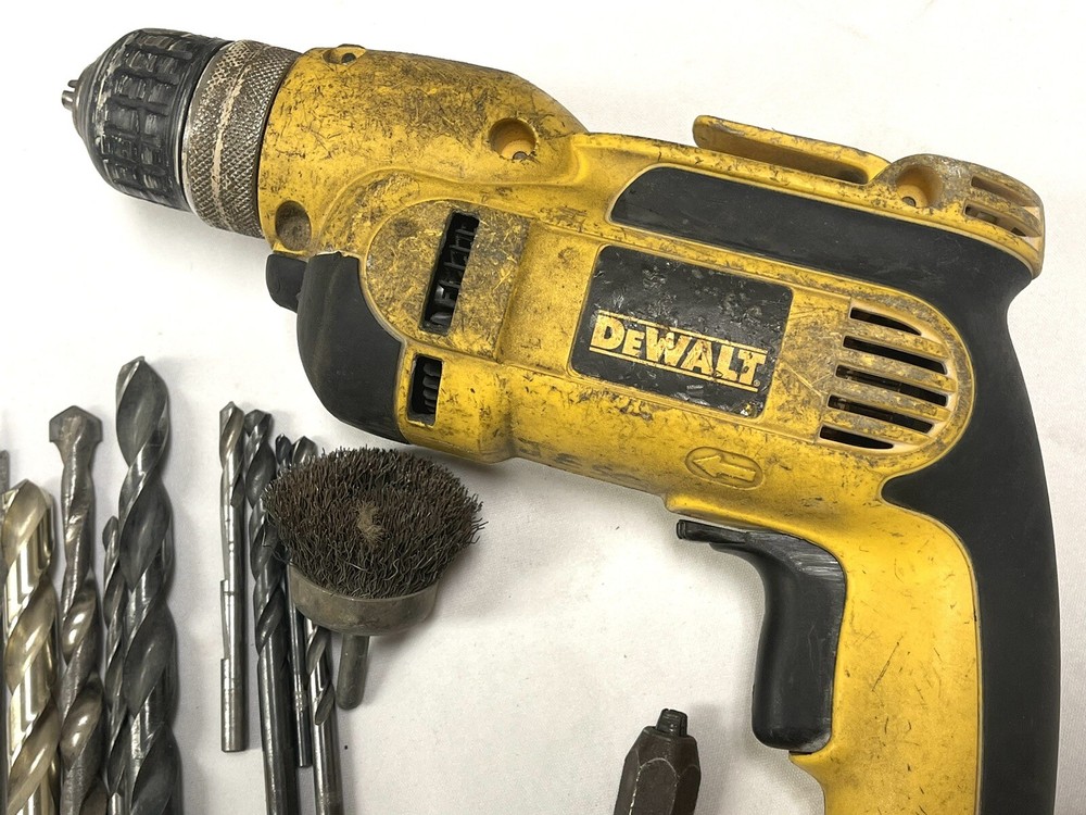 Dewalt Handheld Power Drill w/10 Bits & Case