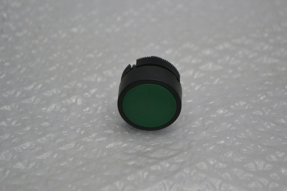 INDUSTRIAL SPARE 96F3395 PUSHBUTTON GREEN NSNP