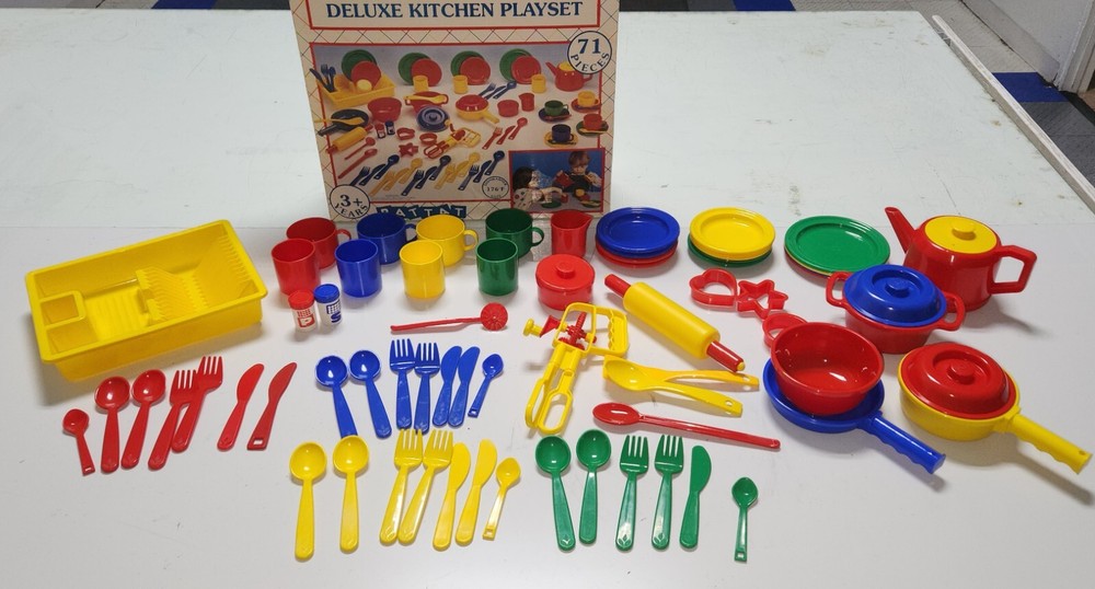 Deluxe Kitchen Play Set - 70 piece