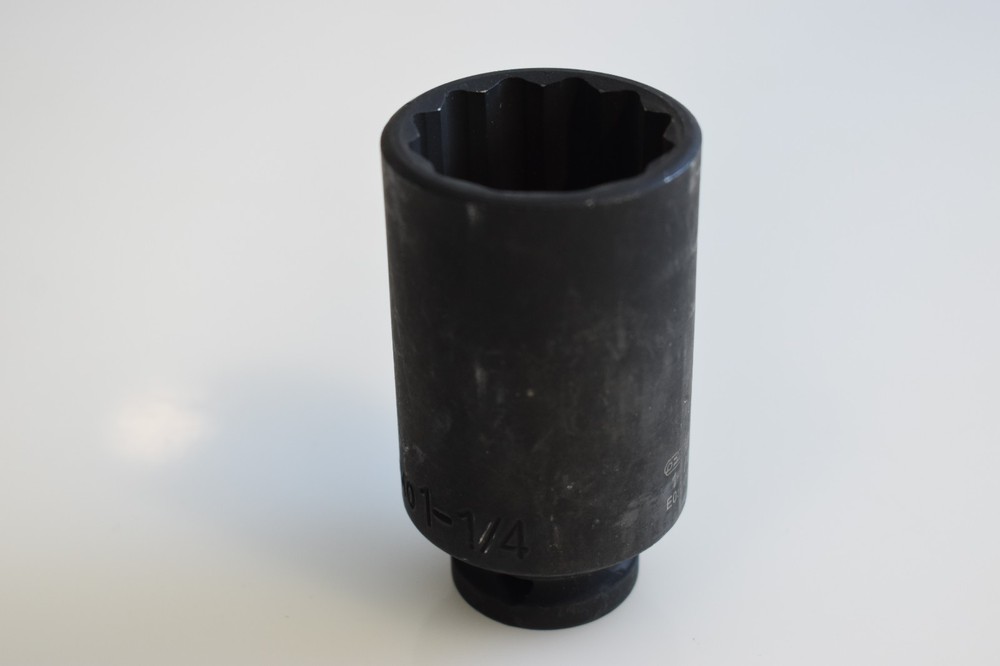 Mac Expert Tools E050074 1-1/4" SAE Deep Impact Socket 1/2" Drive 12 Point