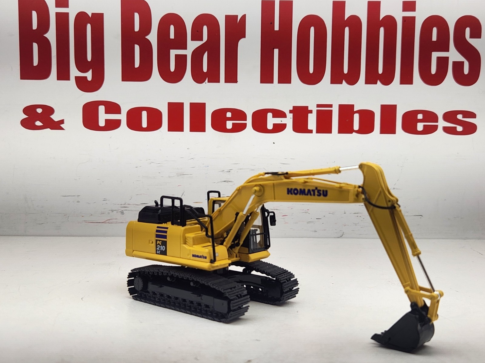 1/64 First Gear #60-0326 Diecast Komatsu PC210LC-11 Excavator