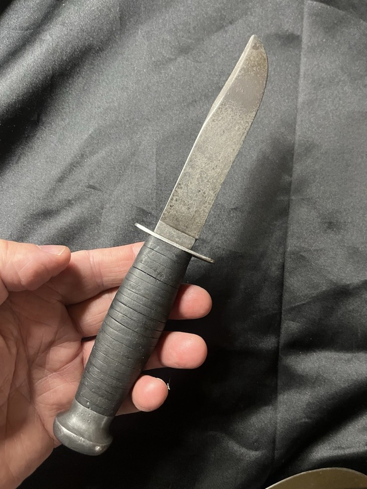 4 3/4” CASE MILITARY KNIFE WWII