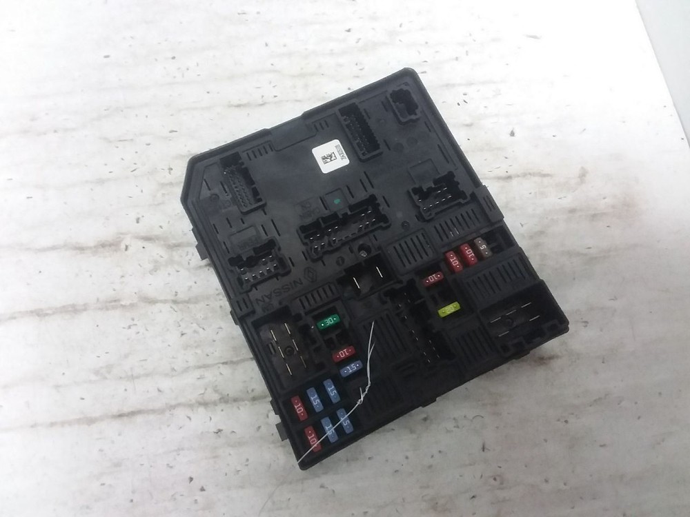 Power Supply Control Module Engine Compartment Power Fits 17-20 Rogue 1741876