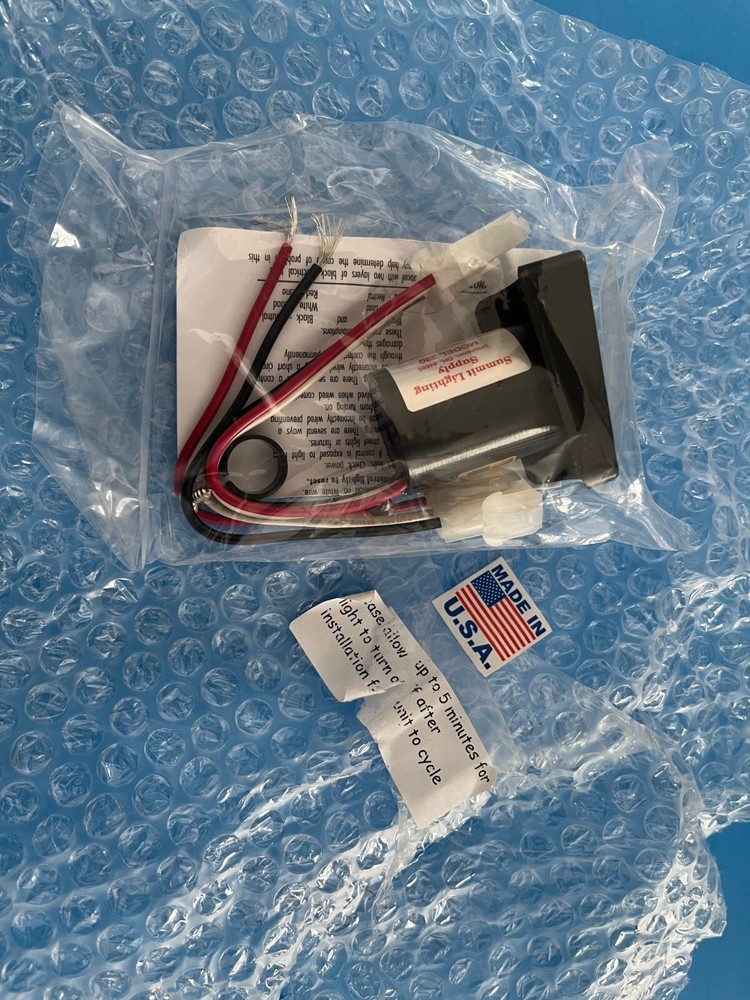Summit Lighting Ezee Change Photo Control Model #CP320