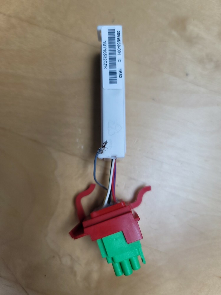 2069558-001 Ecg Connector