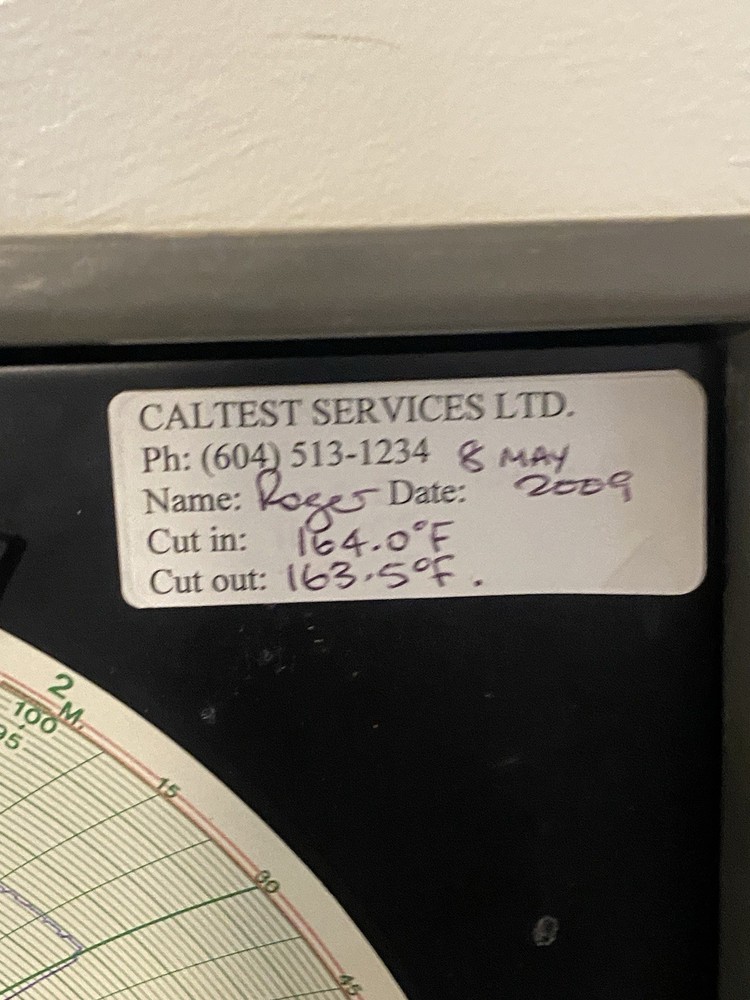 ABB COMMANDER 1900 CHART RECORDER 1951JAA01100090STD