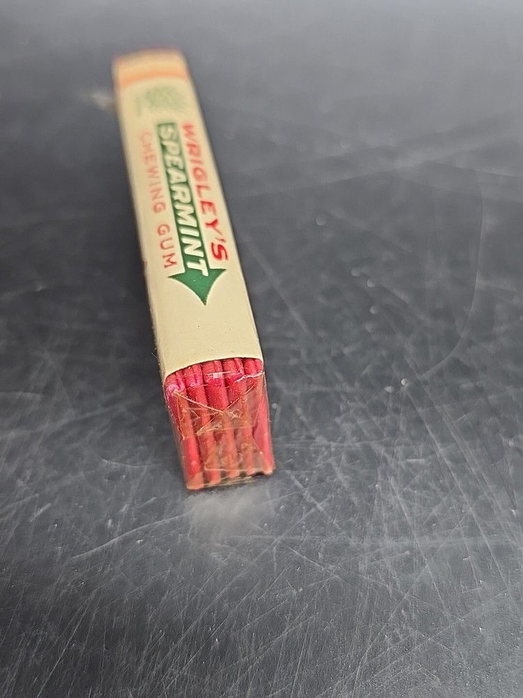 Rare Wrigleys 1930's chewing GUM PACK PACKAGE with wrapper