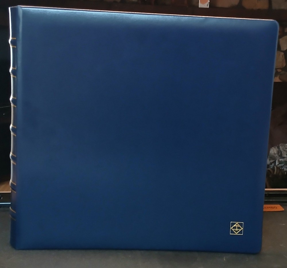 Large Lighthouse/Leuchtturm 4 Ring Album & Slipcase