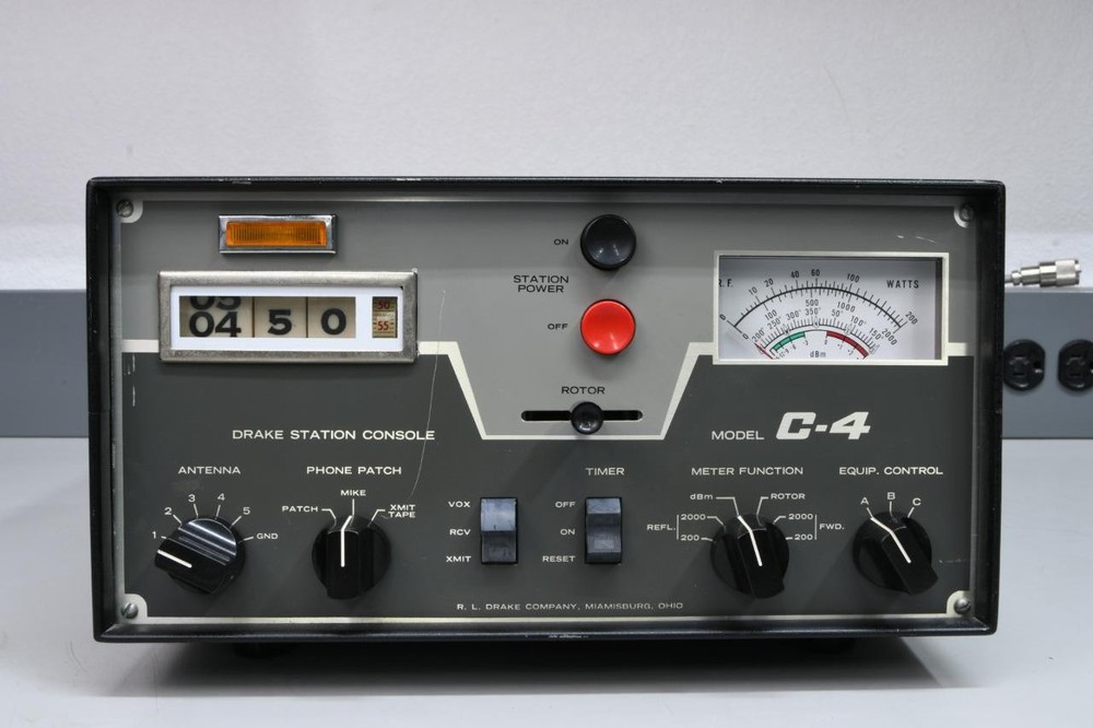 DRAKE C-4 STATION CONTROL CONSOLE