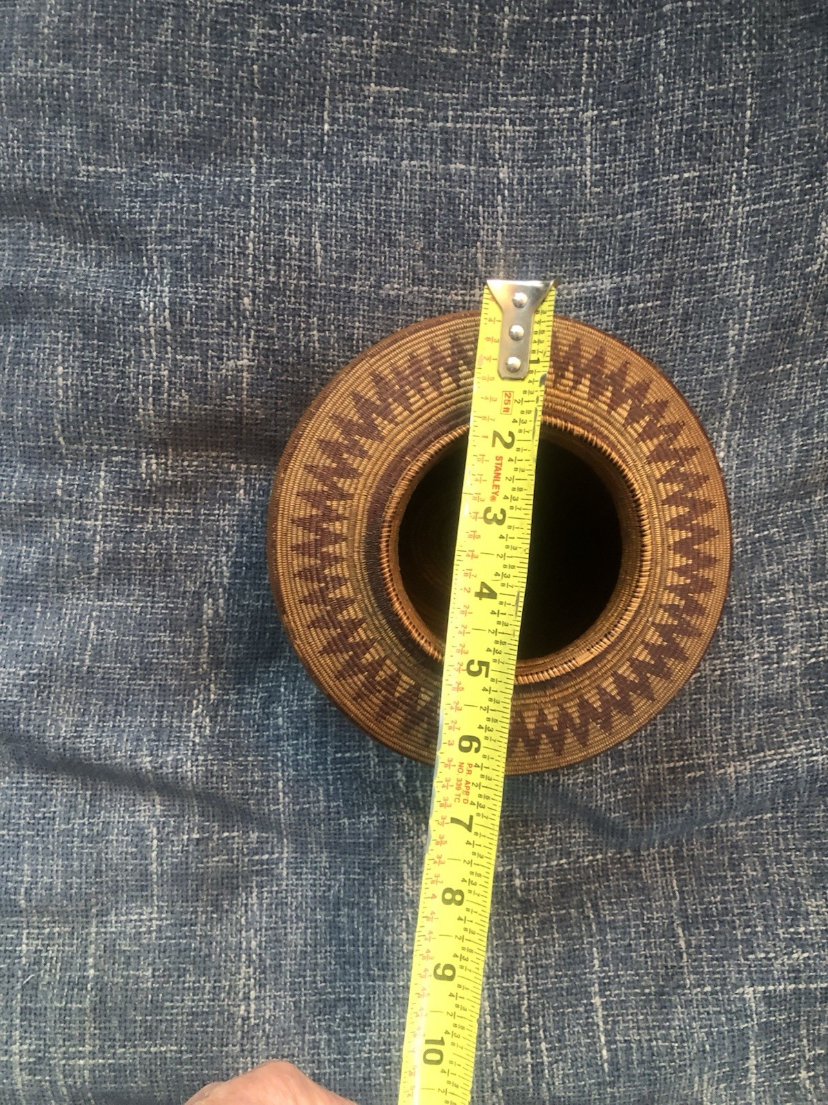 Outstanding 1890’S-1920’S Yokuts Native American Bottleneck Trinket Basket