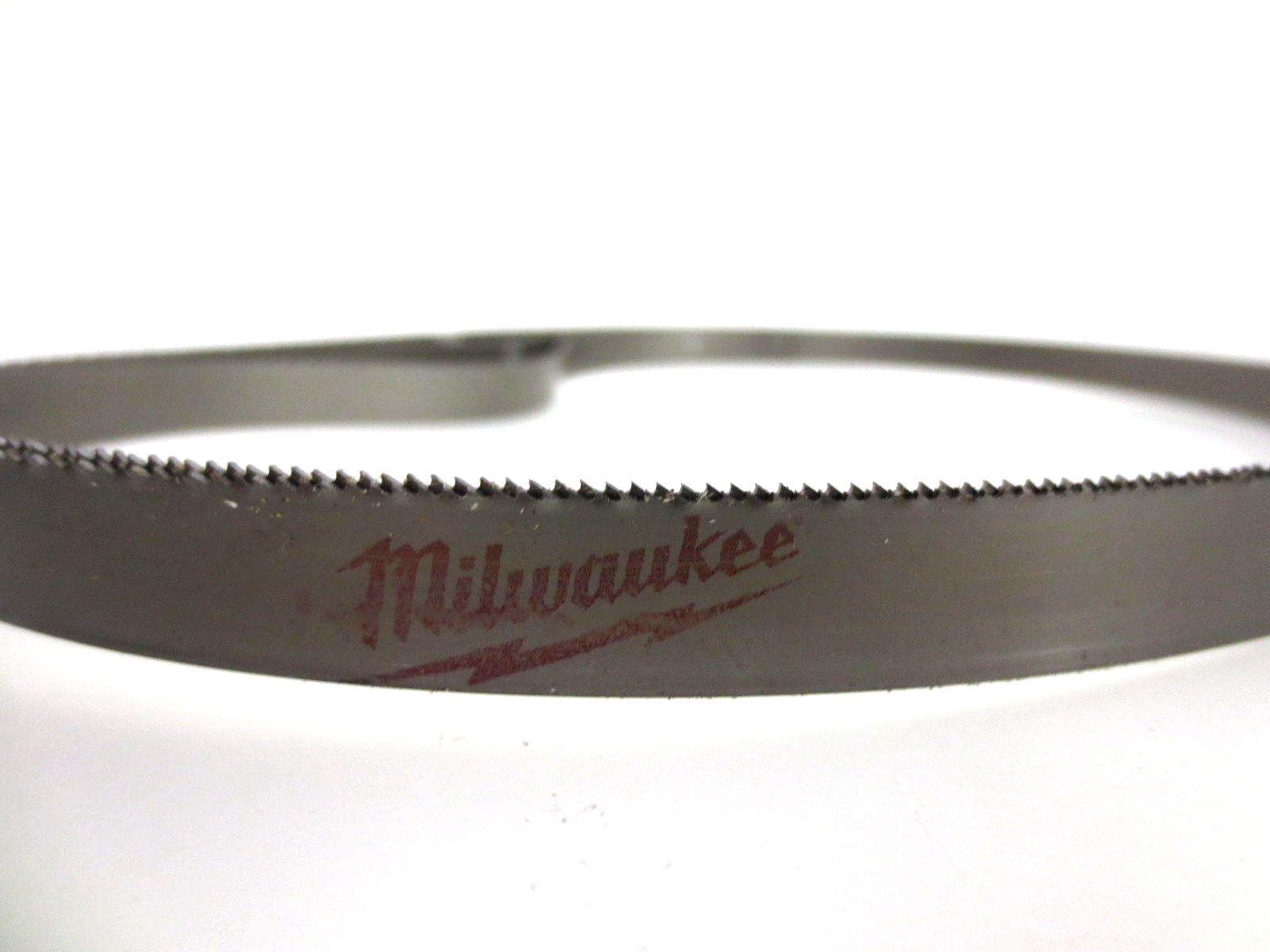 Milwaukee 48-39-0572 27" 18 TPI Sub Compact Steel Band Saw Blade (3 Pack) No Box