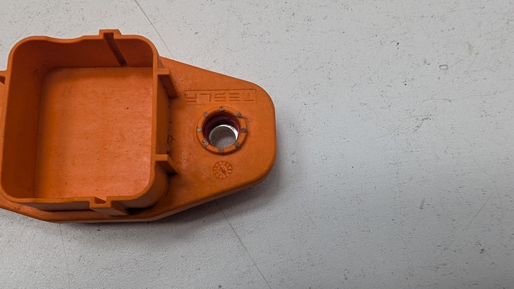 Tesla Model Y High Voltage Header 1109531-00-G OEM