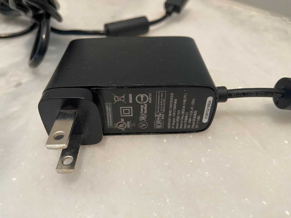 Microsoft 1414 Xbox 360 Kinect Sensor Bar with Power Supply - Black