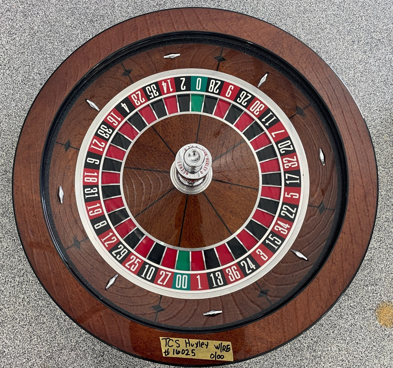 Roulette Wheel 32"  TCS John Huxley (shipping by freight) FREE #16025