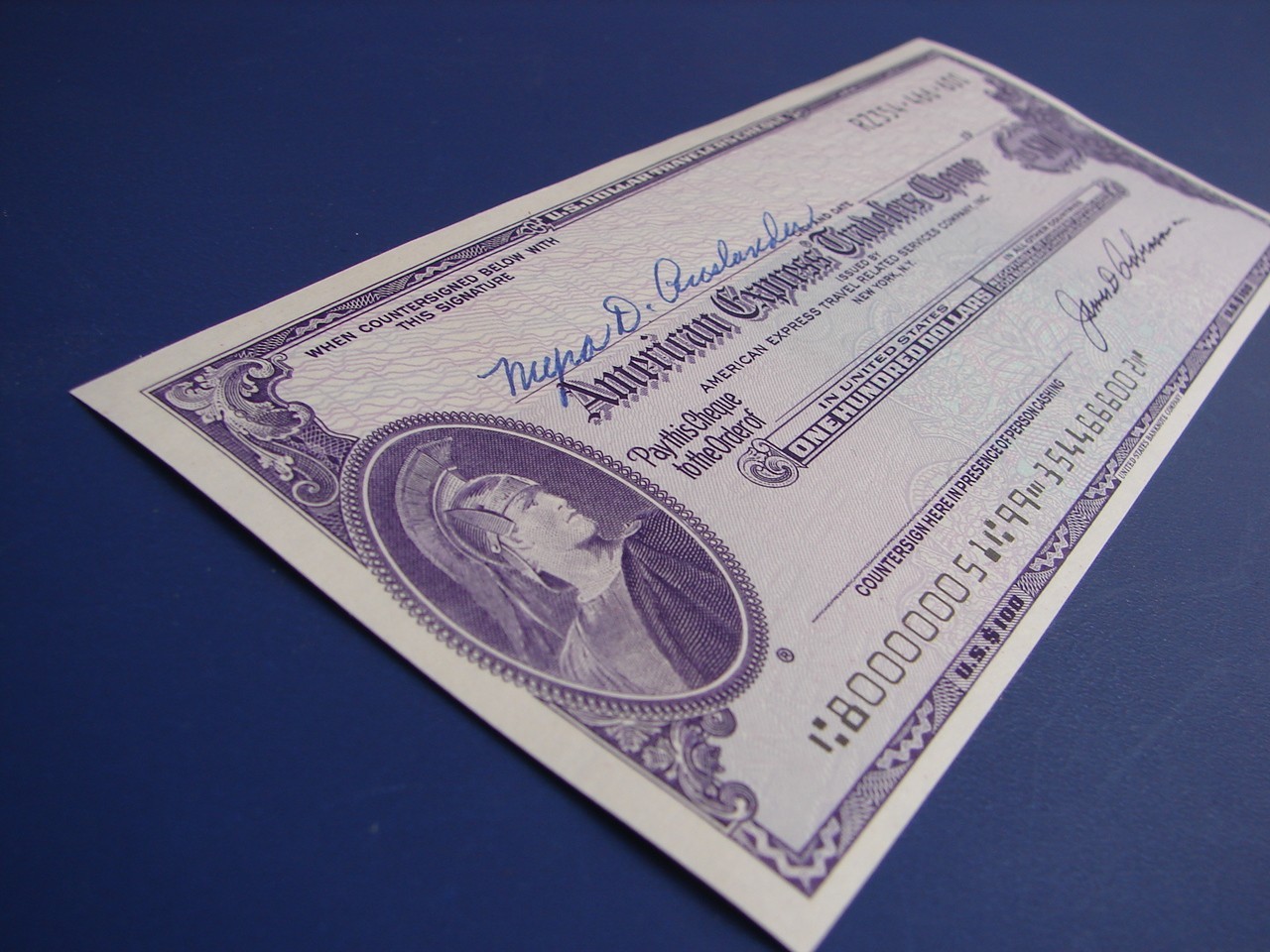 Vintage American Express Travelers Check Cheque $100 US Dollars Unused MINTY 600