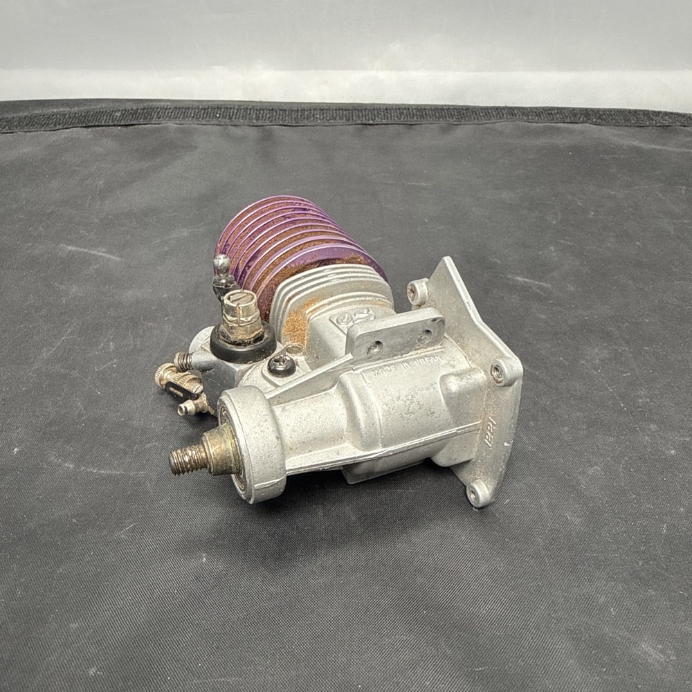 O.S. MAX CZ-12 Engine Non-Pull-Start Nitro Engine Untested