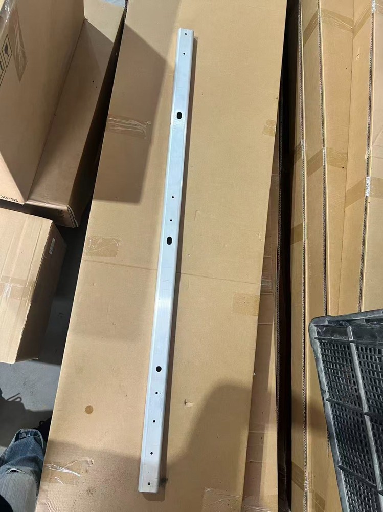 Bracket Component For Rear Side Skirt Panel Peterbilt 579 2023+