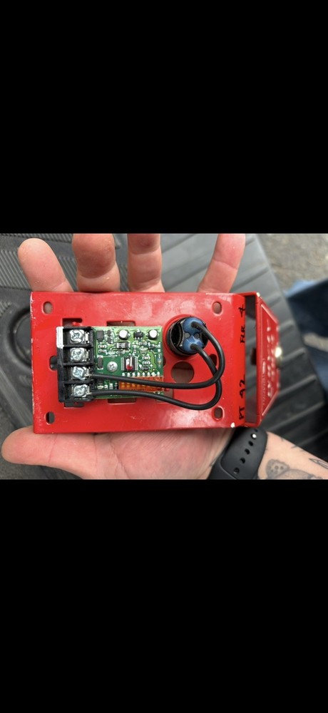 Silent Knight SD500-PS Pull Station used Tested