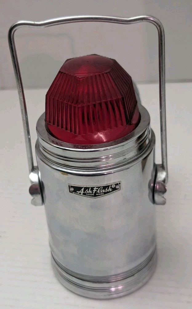 Ashflash Lantern with flashing red light and original box 6 volt