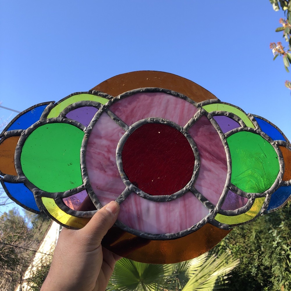 Vintage Stained Glass Oval Shape Design