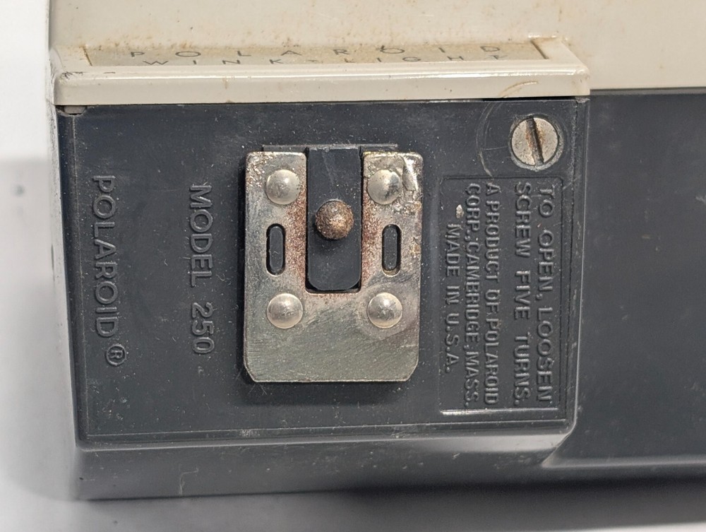 Vintage POLAROID Wink-Light Model 250 Flash Attachment Accessory