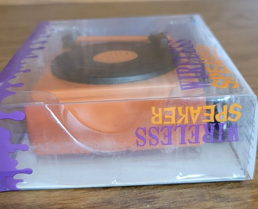 Vivitar Turntable Record Player Wireless Speaker Bluetooth New