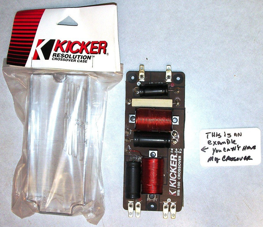 KICKER Resolution Crossover case, NEW in the package! Old School.
