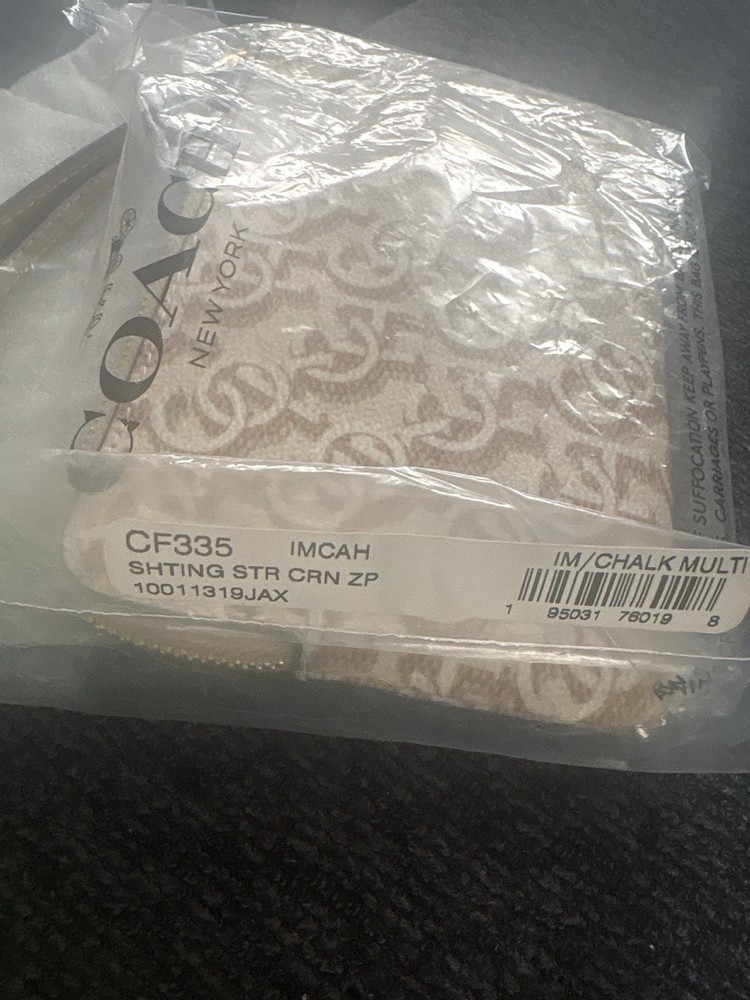 Coach Corner Zip Wristlet