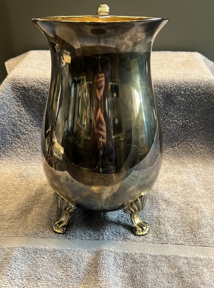 Vintage Silver Plated Footed 9” Water Pitcher Ice Lip