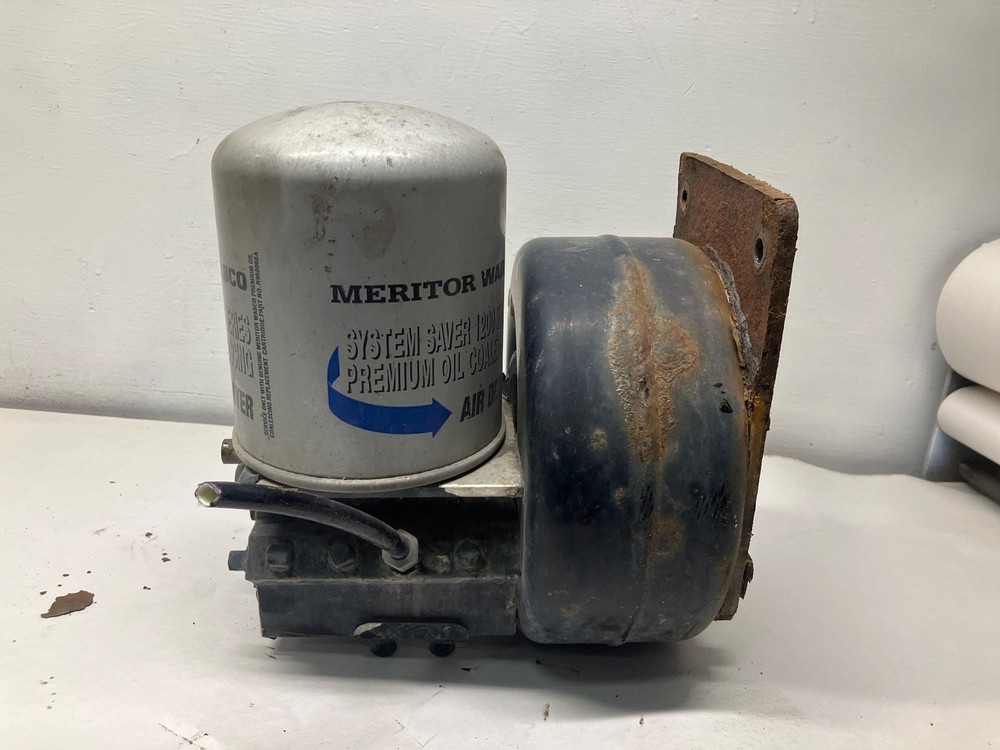 Bendix AD-IS Air Dryer - Used