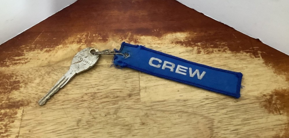 Jeppesen Crew Keychain Blue