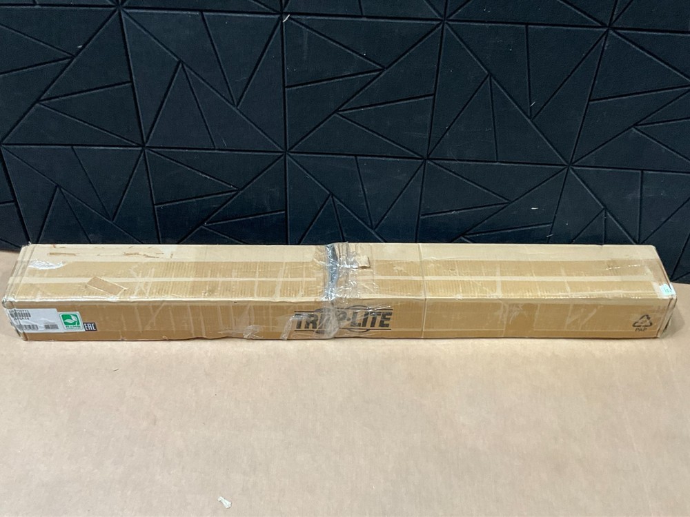 Tripp Lite SmartRack 4 Post Open Frame Rack 13U SR4POST13 ✨🔥✨NEW! !✨🔥✨