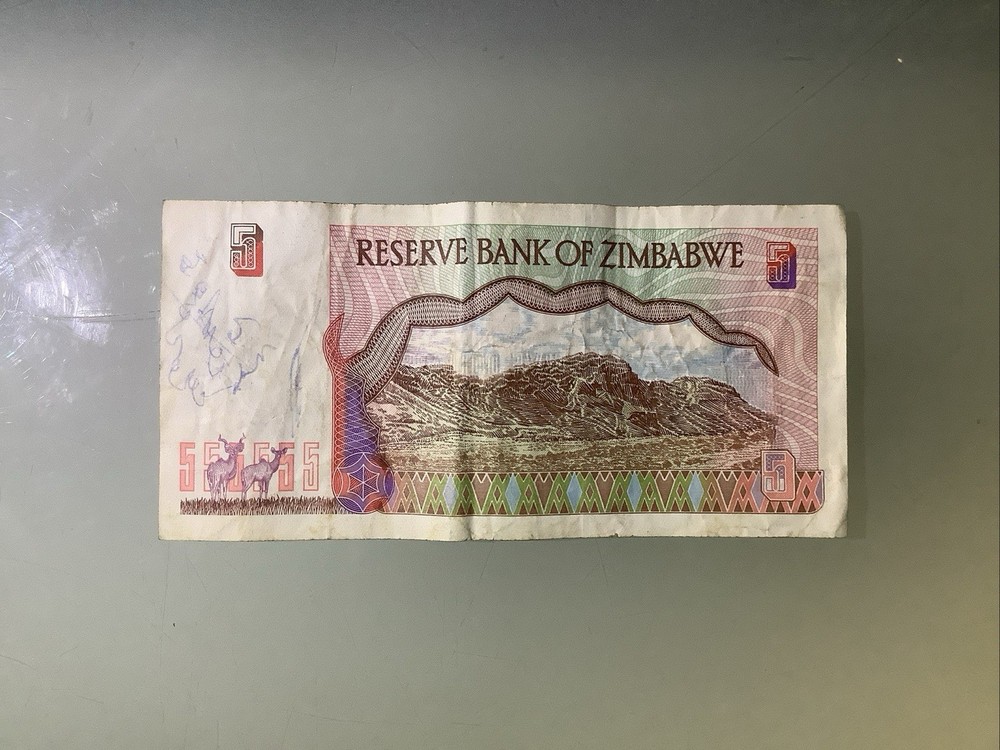 Zimbabwe 5 Dollars 1997 Circulated