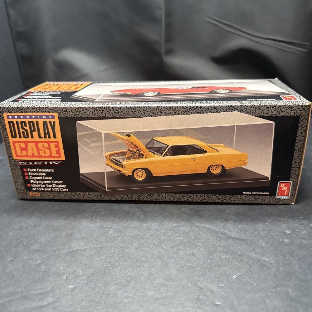 Prestige 1/25 AMT ERTL Model Stackable Display Case 8226