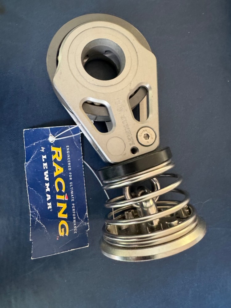 Lewmar 60mm stand up single block - silver