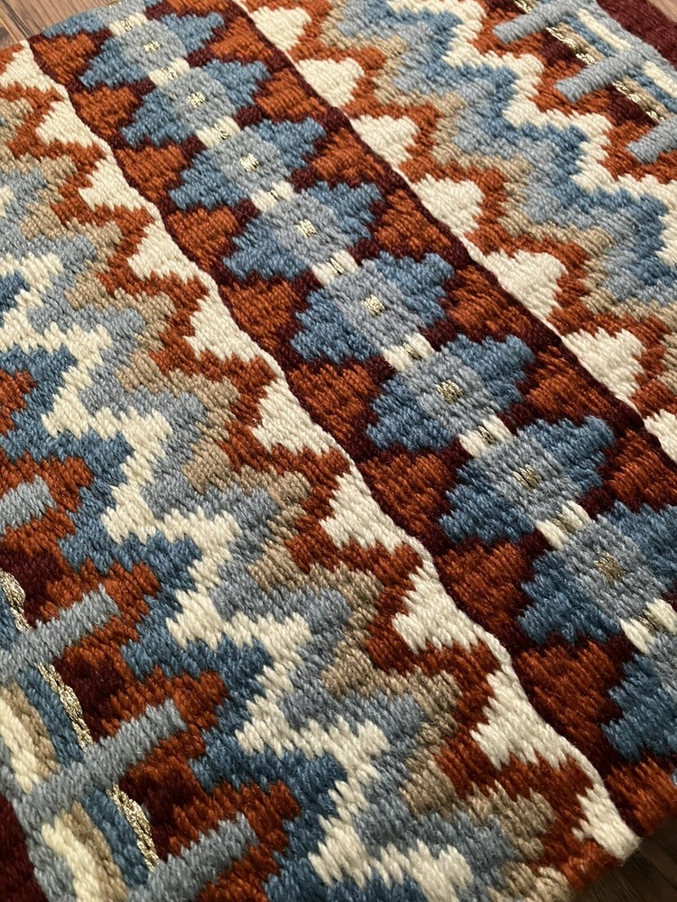Burgundy & Blue Western Show Pad